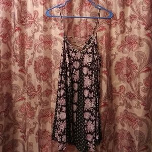 American Eagle Lace Up Back Shift Dress. Size L.